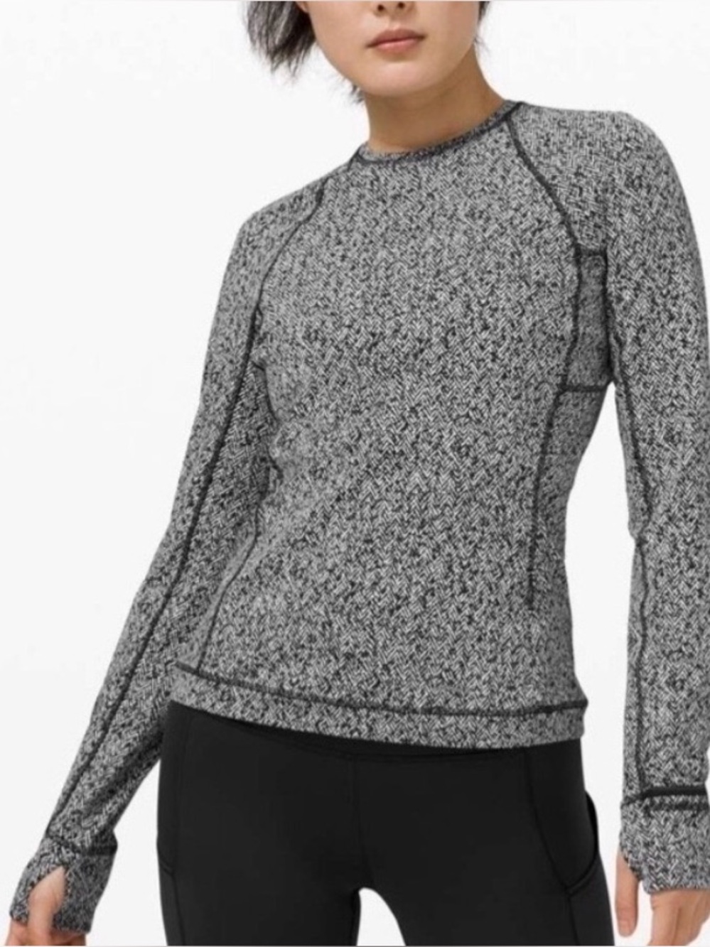 Lululemon Runderful Long Sleeve Shirt in Black White Herringbone Size 8 Womens